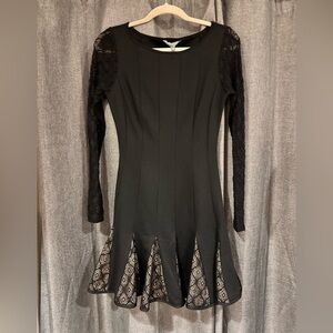 New black long sleeve dress with tags